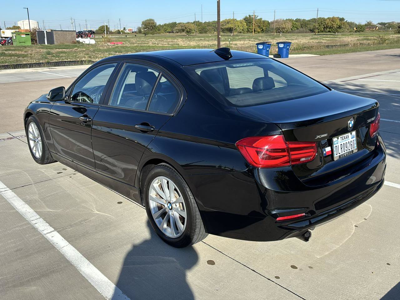 Used 2018 BMW 320i xDrive Sedan w/ Convenience Package AWD/4WD image 10
