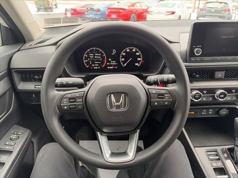 Used 2024 Honda CR-V EX image 10