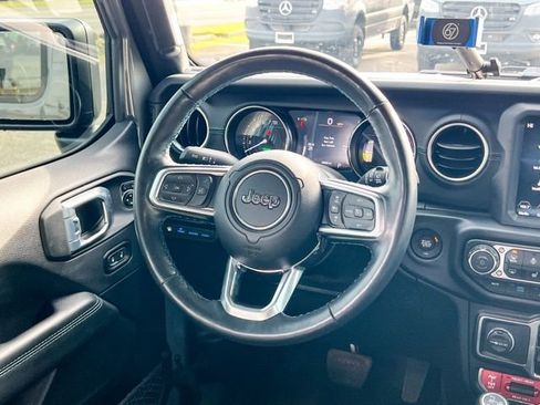 Used 2021 Jeep Wrangler Unlimited Rubicon 4xe w/ Steel Bumper Group image 15