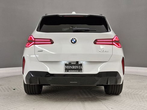 New 2026 BMW X3 xDrive30 w/ M Sport Package AWD/4WD image 8