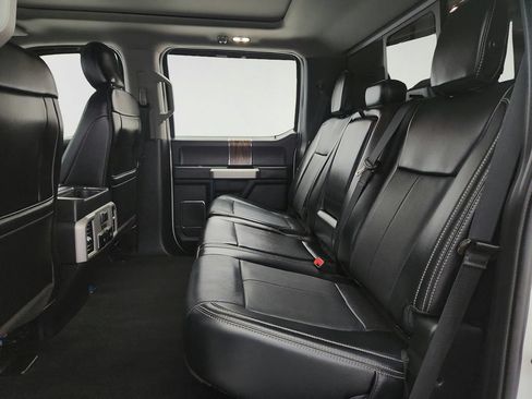 Used 2019 Ford F150 Lariat w/ Equipment Group 502A Luxury AWD/4WD image 24