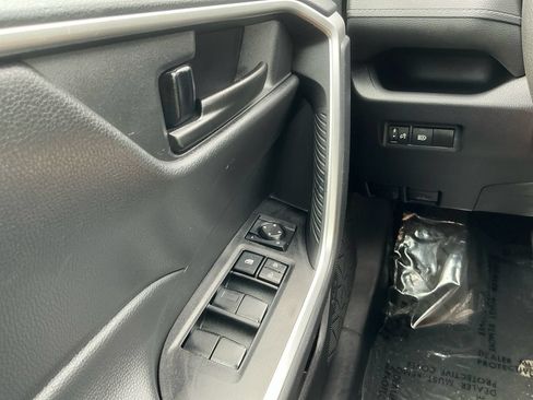 Used 2024 Toyota RAV4 LE FWD image 19
