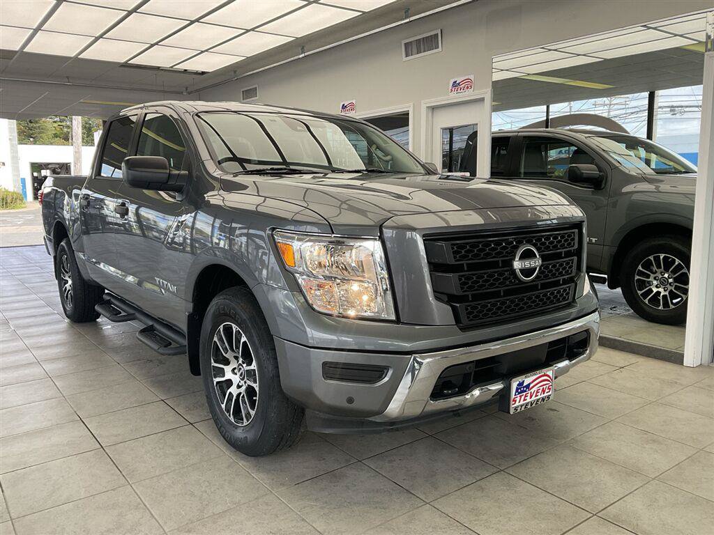 Used 2023 Nissan Titan SV w/ SV Convenience Package AWD/4WD image 1