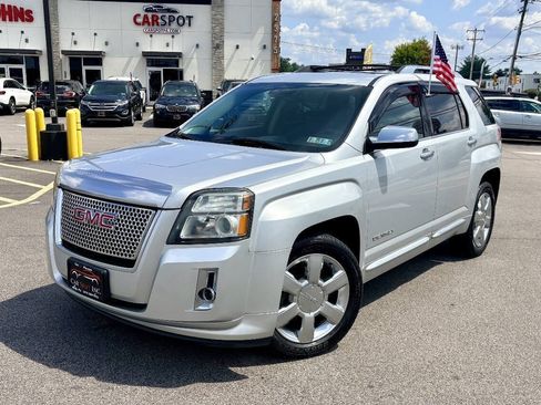 Used 2015 GMC Terrain Denali w/ Cargo Package FWD image 1