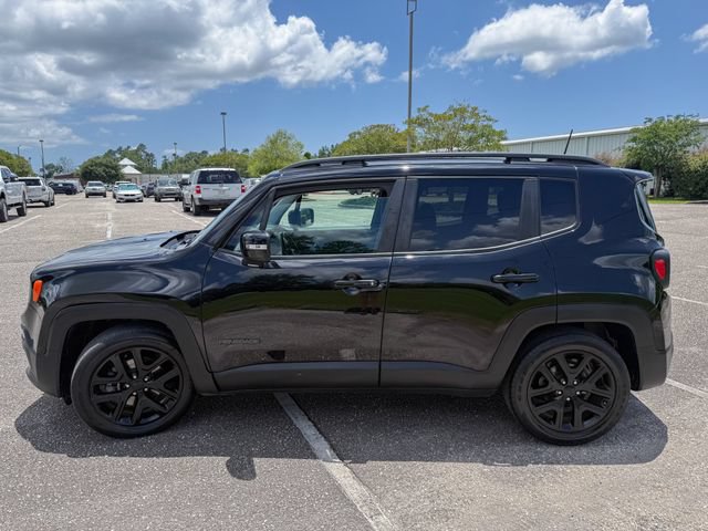 Used 2018 Jeep Renegade Altitude FWD image 8
