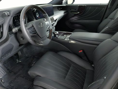 Used 2021 Lexus LS 500 AWD w/ Interior Upgrade Package image 29