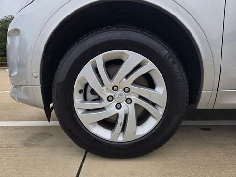 Certified 2025 Land Rover Discovery Sport S AWD/4WD image 23