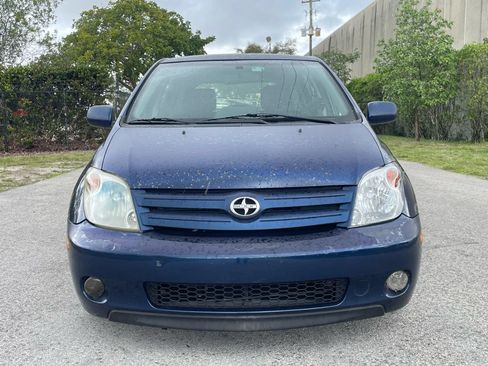 Used 2004 Scion xA FWD image 5