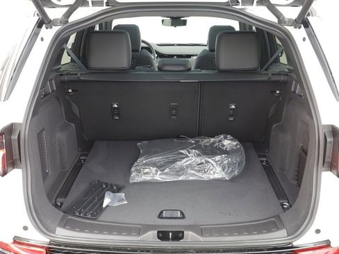 New 2026 Land Rover Discovery Sport Landmark AWD/4WD image 19