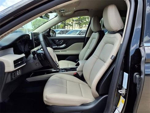 New 2025 Lincoln Corsair FWD w/ Equipment Group 101A image 12