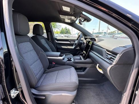 New 2026 GMC Terrain Elevation w/ Technology Package II AWD/4WD image 11