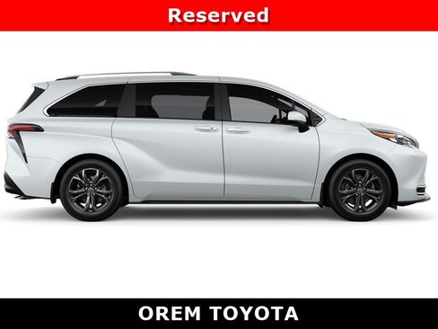 New 2026 Toyota Sienna Platinum AWD/4WD image 12