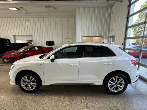 Used 2023 Audi Q3 2.0T Premium image 5