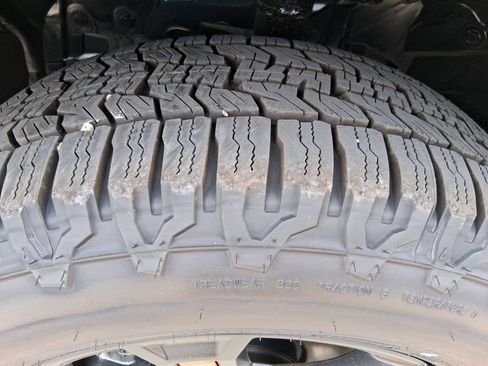 New 2026 Nissan Rogue SV AWD/4WD image 27