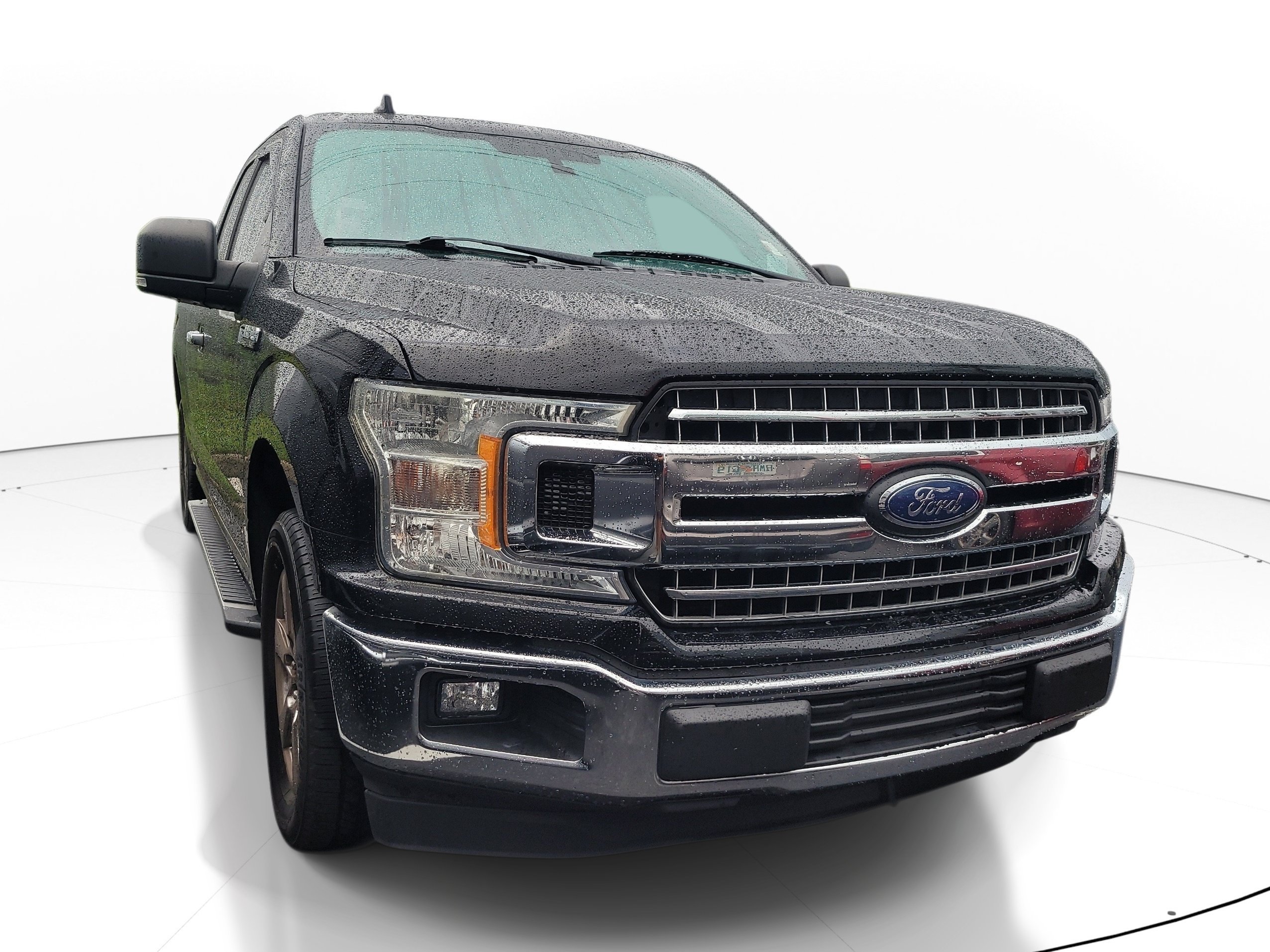 Used 2018 Ford F150 XLT w/ Equipment Group 302A Luxury RWD image 1
