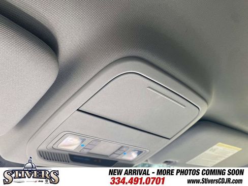 Used 2020 Ford Explorer XLT w/ Equipment Group 202A RWD image 34