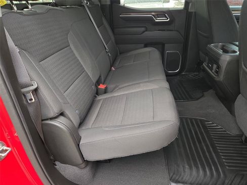 Used 2022 Chevrolet Silverado 1500 LT RWD image 28