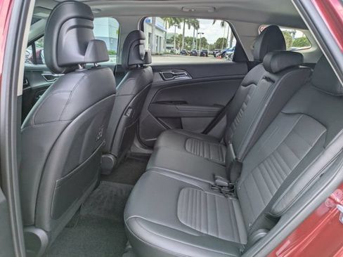 Used 2025 Kia Sportage SX FWD image 14