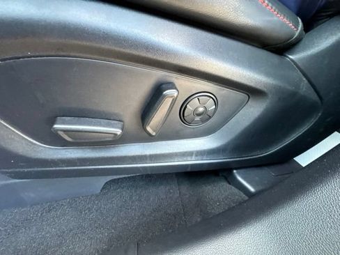 Used 2025 Ford Explorer ST AWD/4WD image 21