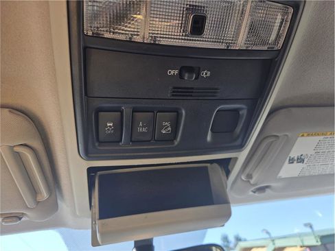 Used 2017 Toyota 4Runner SR5 image 25