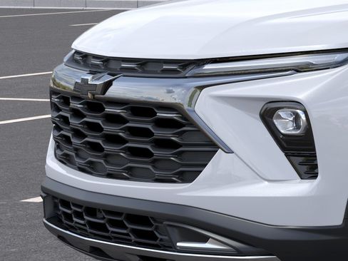 New 2026 Chevrolet TrailBlazer ACTIV w/ Driver Confidence Package FWD image 33