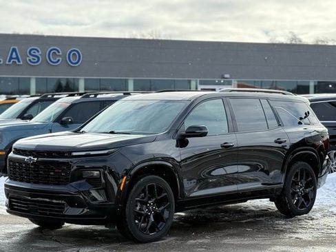 Used 2024 Chevrolet Traverse RS w/ LPO, Floor Liner Package image 33