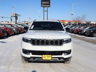 Used 2023 Jeep Wagoneer Series III w/ Premium Group I video 2