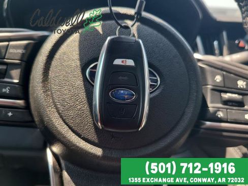 Used 2025 Subaru Outback Premium AWD/4WD image 29