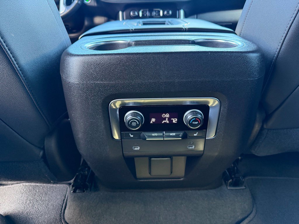 Used 2021 Chevrolet Tahoe LT w/ LT Signature Package RWD image 32