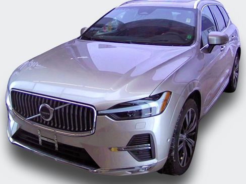 Certified 2023 Volvo XC60 B6 Ultimate image 1