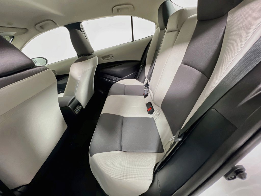 Used 2025 Toyota Corolla LE FWD image 25