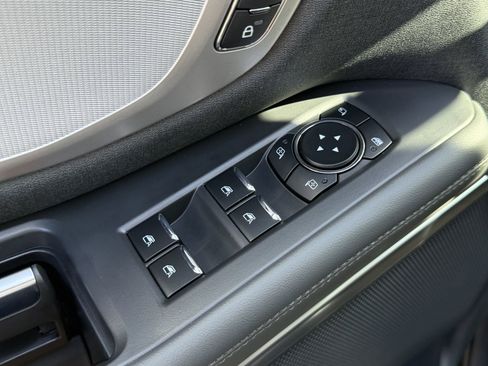 New 2026 Ford Expedition Active image 15