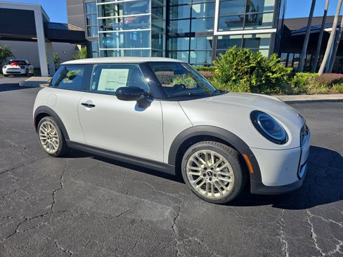 New 2026 MINI Cooper 2-Door Hardtop image 2