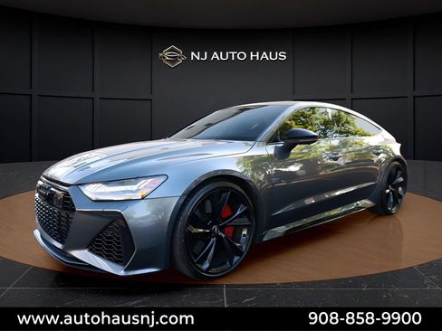 Used 2021 Audi RS 7 Sportback w/ Black Optic Package AWD/4WD image 5
