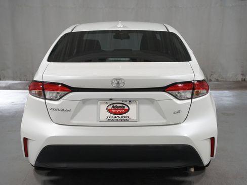 Used 2024 Toyota Corolla LE FWD image 7