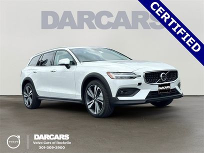 Certified 2024 Volvo V60 B5 Cross Country Plus w/ Protection Package Premier