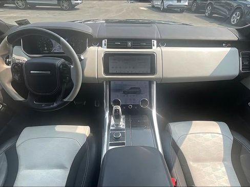 Used 2022 Land Rover Range Rover Sport SVR image 15