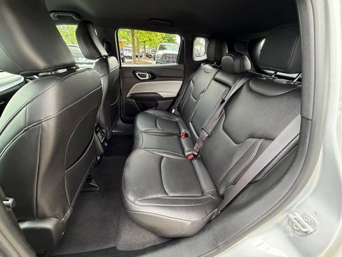 Certified 2025 Jeep Compass Limited AWD/4WD image 18