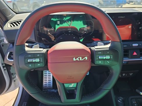New 2025 Kia K4 GT-Line Turbo image 33