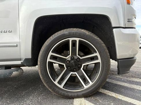 Used 2018 Chevrolet Silverado 1500 LTZ Z71 w/ LPO, Black Pack AWD/4WD image 23