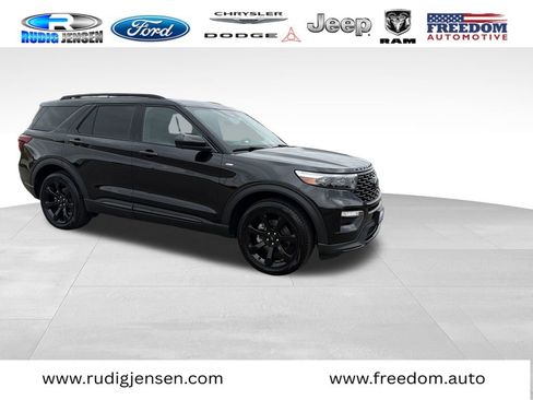 Used 2023 Ford Explorer ST-Line w/ Class IV Trailer Tow Package AWD/4WD image 7