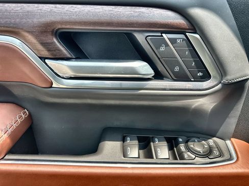 New 2026 GMC Sierra 2500 Denali Ultimate AWD/4WD image 22