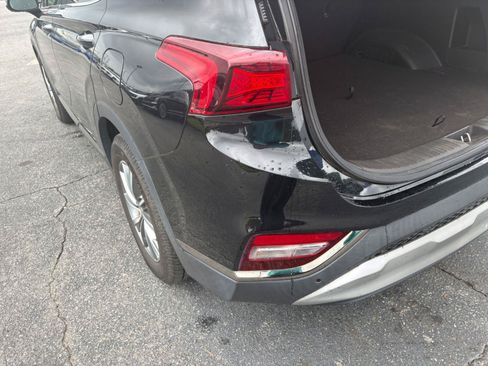 Used 2019 Hyundai Santa Fe FWD image 11