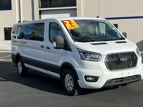 Used 2023 Ford Transit 350 XLT image 3