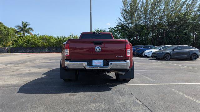 Used 2024 RAM 3500 Tradesman w/ Chrome Appearance Group AWD/4WD image 6