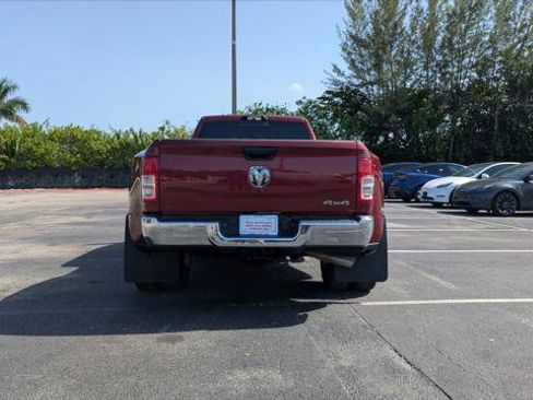 Used 2024 RAM 3500 Tradesman w/ Chrome Appearance Group AWD/4WD image 6
