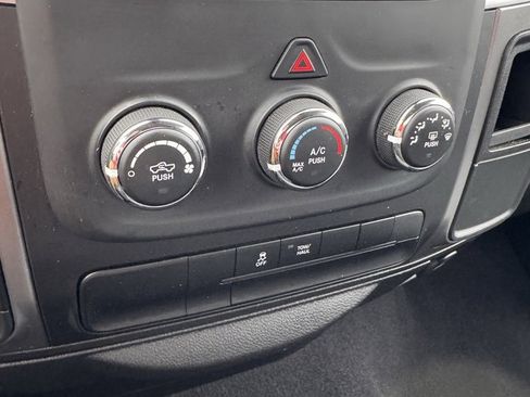 Used 2024 RAM 1500 Classic SLT image 22