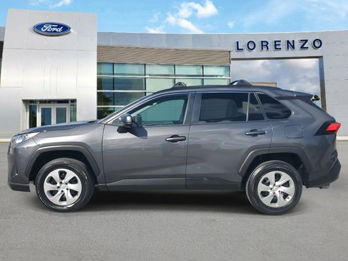 Used 2020 Toyota RAV4 LE image 8
