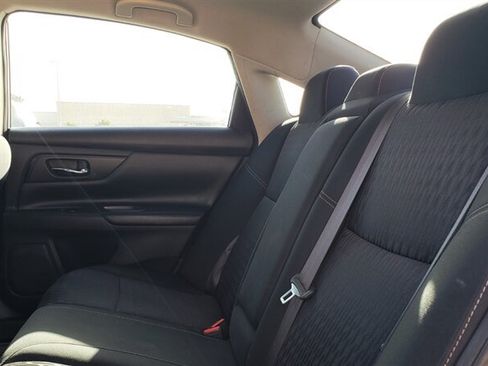 Used 2017 Nissan Altima 2.5 S w/ Power Driver Seat Package FWD image 13