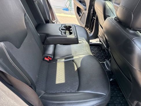 Used 2021 Jeep Compass Latitude w/ Sun and Sound Group AWD/4WD image 27